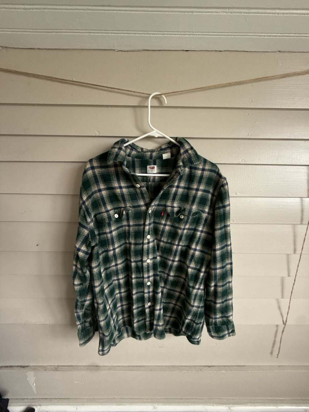 Perfect Men’s Fall 🍁 Flannel Shirt Size L Green Relaxed Fit from Levi’s